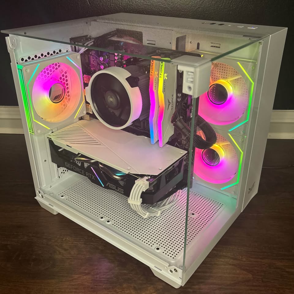 White Gaming PC (RTX 2060 6GB + AMD Ryzen 7 2700)