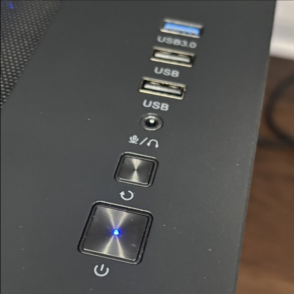 Black Gaming PC (RTX 3060 Ti 8GB + AMD Ryzen 5 5500)
